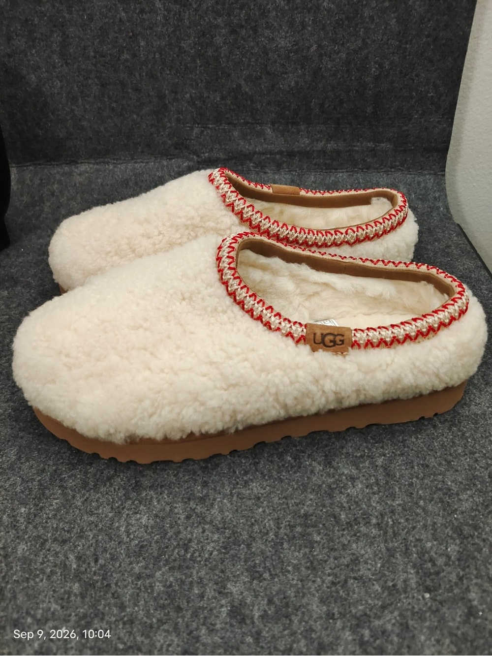 NWOT UGG Women's Sz. 11 Tasman Maxi Curly Slipper In Natural